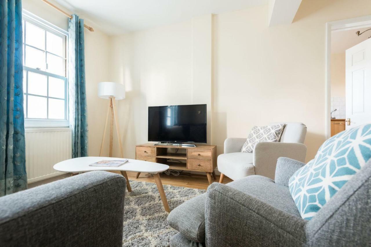 The Lapis Lounge - Large 3Bdr House At River Avon Bath Bagian luar foto