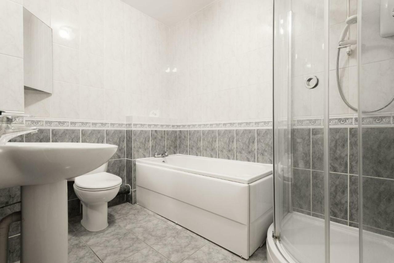 The Lapis Lounge - Large 3Bdr House At River Avon Bath Bagian luar foto